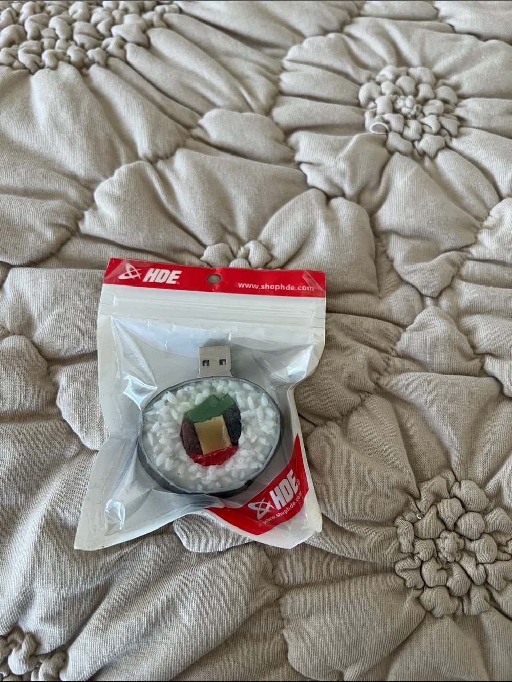 HDE Sushi Roll USB Flash Drive - White, Black, Red, Green, Yellow